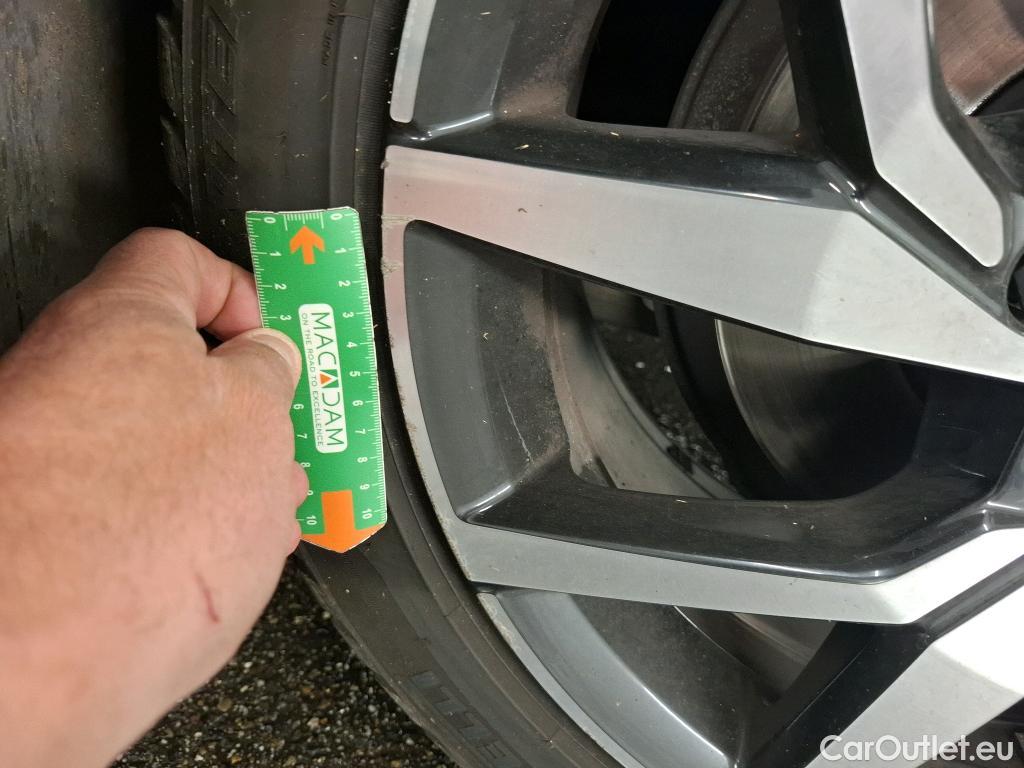  Volvo  V60  Kombi Momentum 2.0 D3 150CV BVA8 E6dT #43