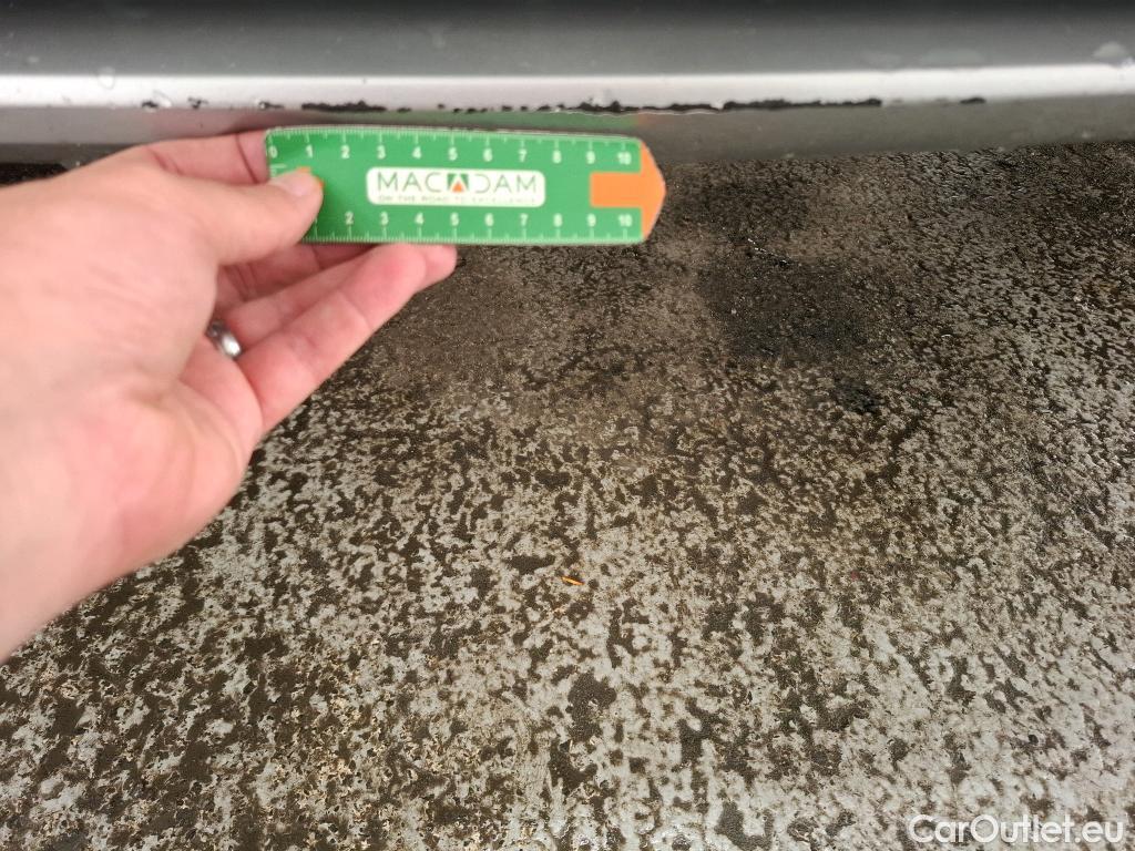  Volvo  XC 40 XC40 Momentum 2WD 2.0 D3 150CV BVA8 E6dT #4