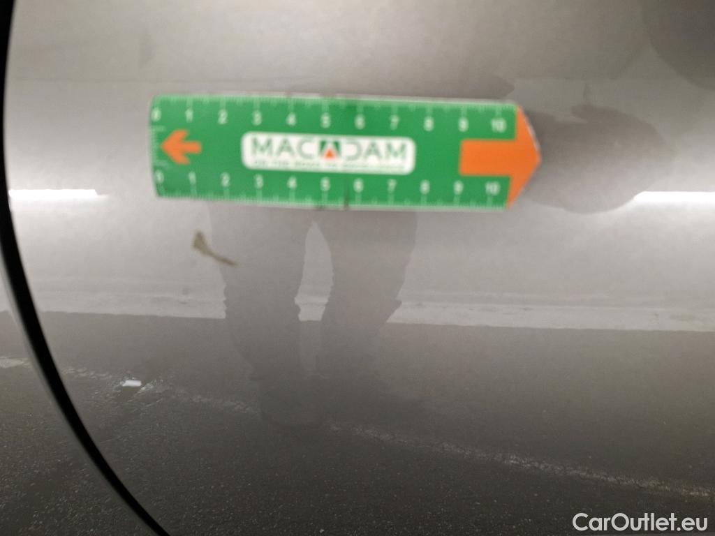  Volvo  V60  Kombi Momentum 2.0 D3 150CV BVA8 E6dT #46