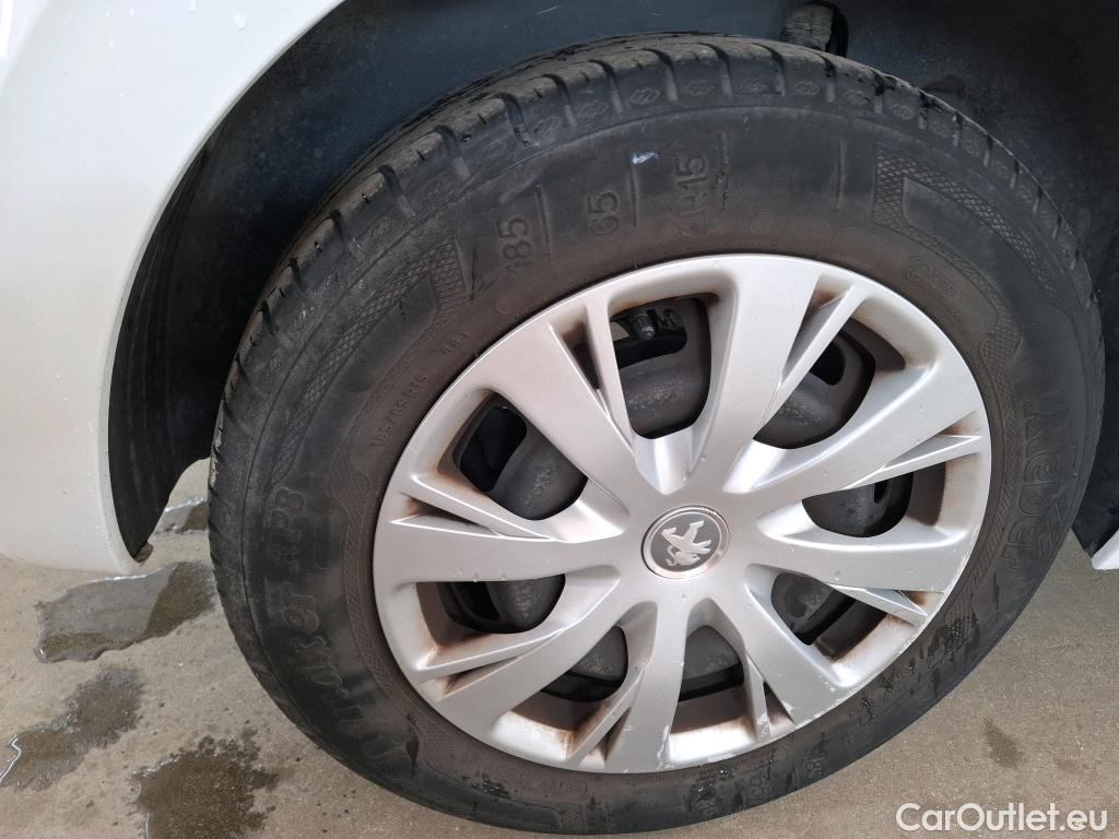  Peugeot  208  Affaire Premium 1.5 HDi 100CV BVM5 E6dT #13