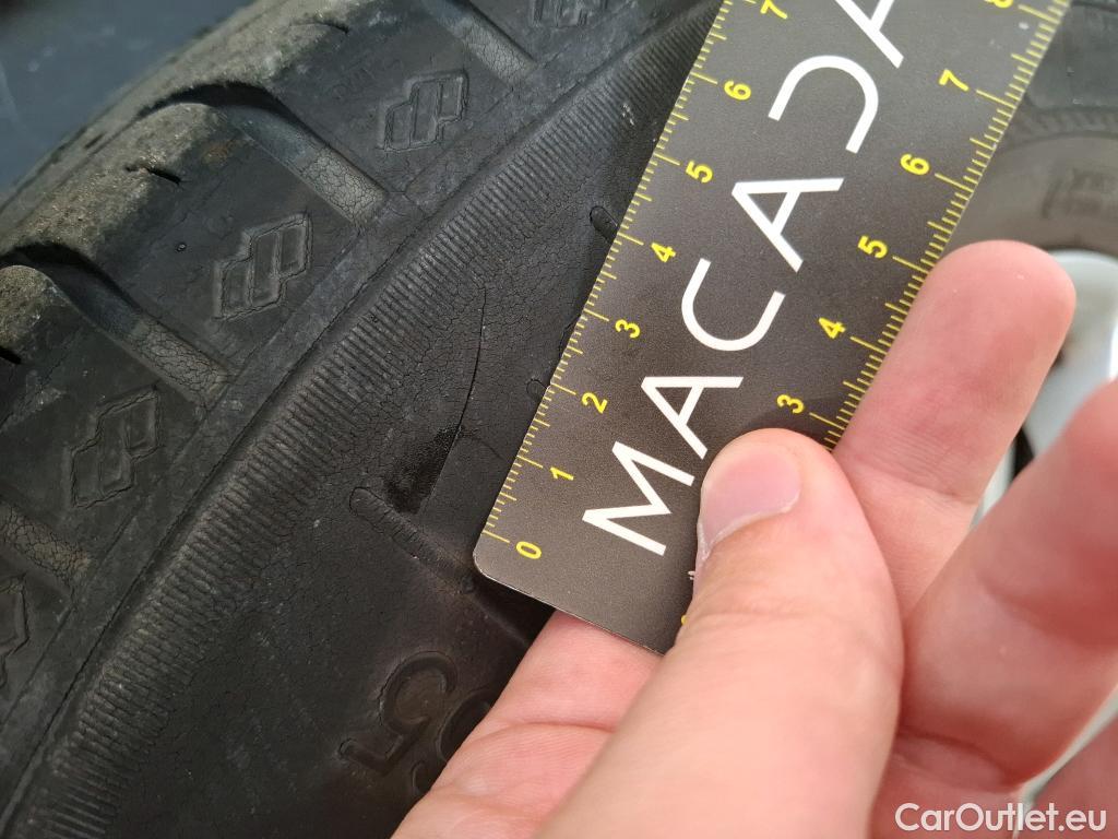  Peugeot  208  Affaire Premium 1.5 HDi 100CV BVM5 E6dT #14