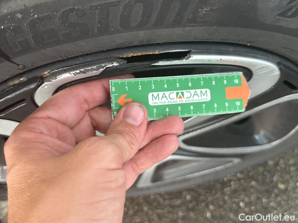  Citroen  C3  Société Feel 1.5 BlueHDI 100CV BVM6 E6dT #4