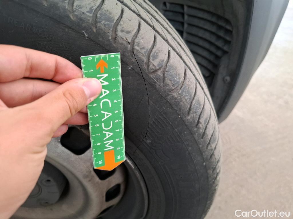 Citroen  Berlingo  Fourgon Club M 650 1.5 BlueHDi 75CV BVM5 E6dT #27