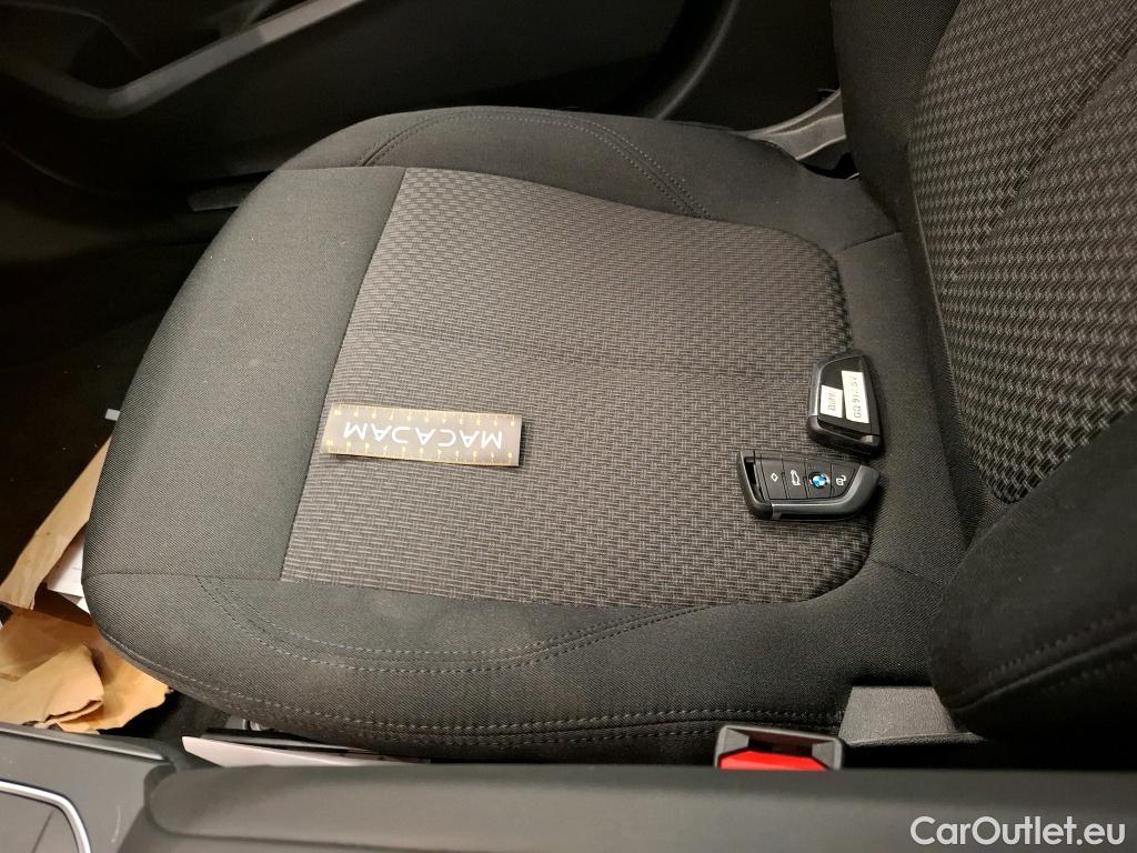  Bmw  Serie 1 BMW Série 1 / 2019 / 5P / Berline 116i DKG7 Business Design #3