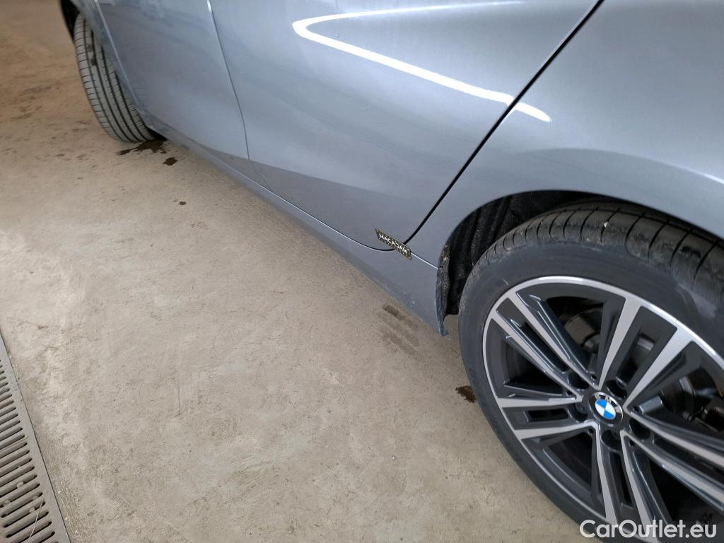  Bmw  Serie 1 BMW Série 1 / 2019 / 5P / Berline 116i DKG7 Business Design #1