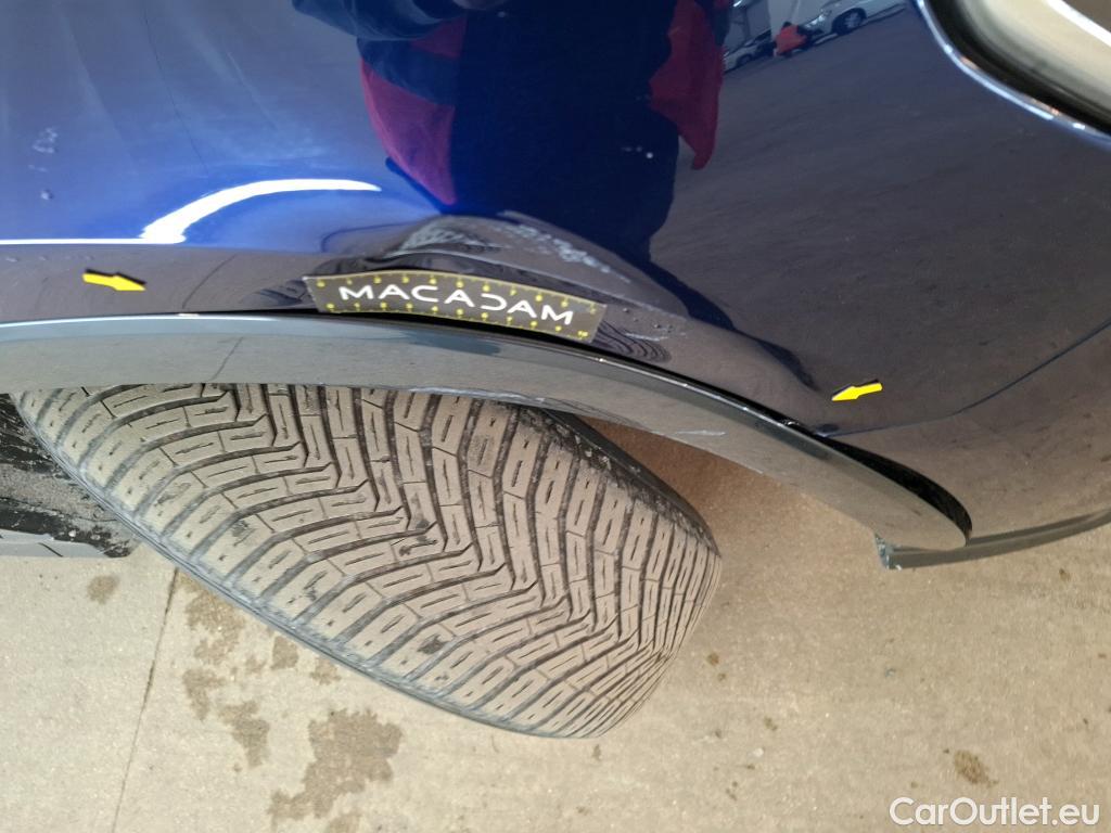 Audi  Q3  Sportback 45 e TFSI Business Line 1.4 TFSI 245CV BVA6 E6d #9