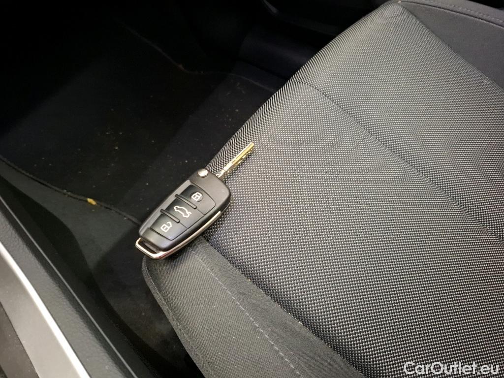 Audi  Q3  Sportback 45 e TFSI Business Line 1.4 TFSI 245CV BVA6 E6d #12