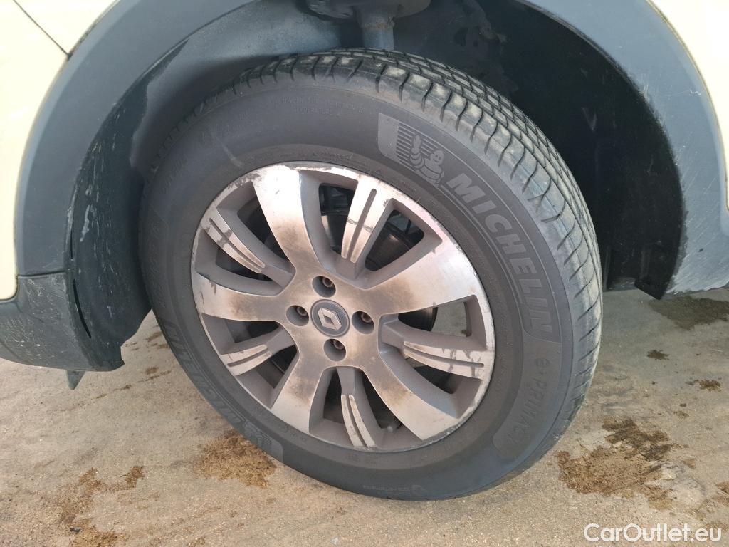  Renault  Captur  Business 0.9 TCe 90CV BVM5 E6 / TRANSFO VP VF #17