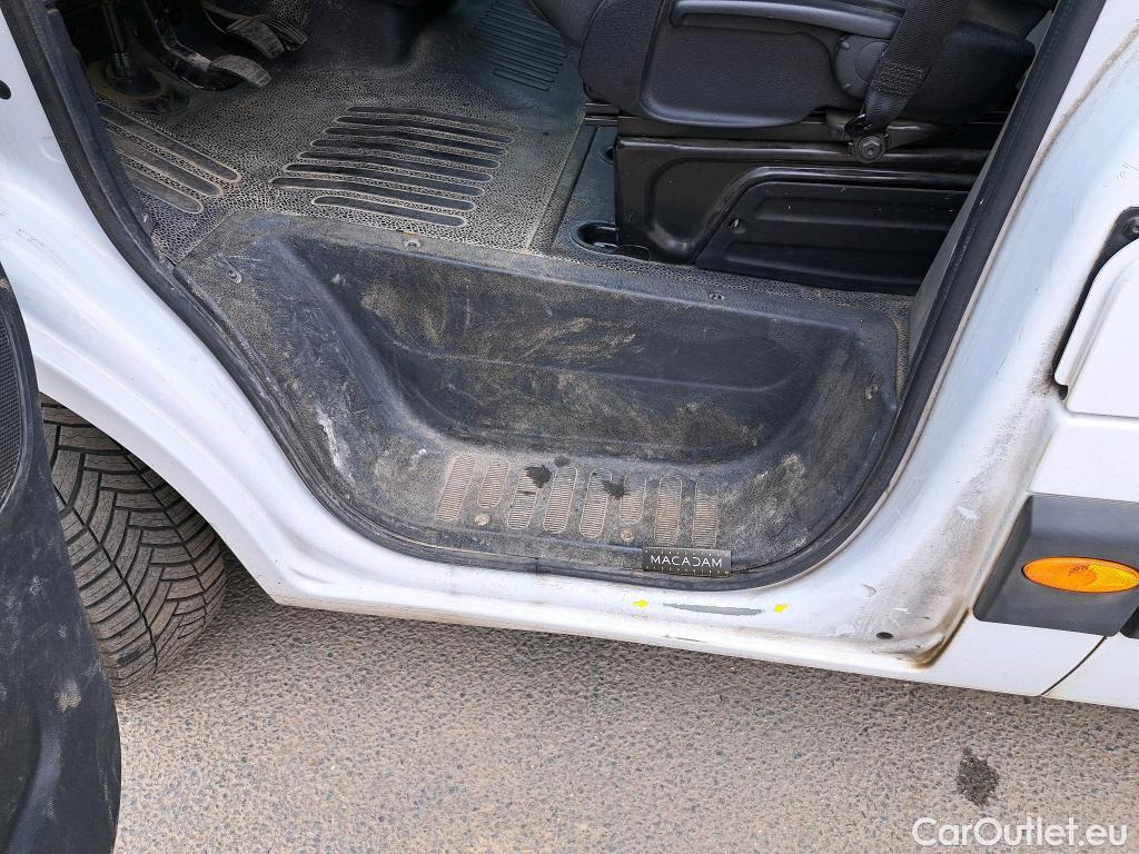 Renault  Master RENAULT  VU 4p Fourgon FG GCf Trac F3500 L3H2 Energy dCi 145 E6 #28