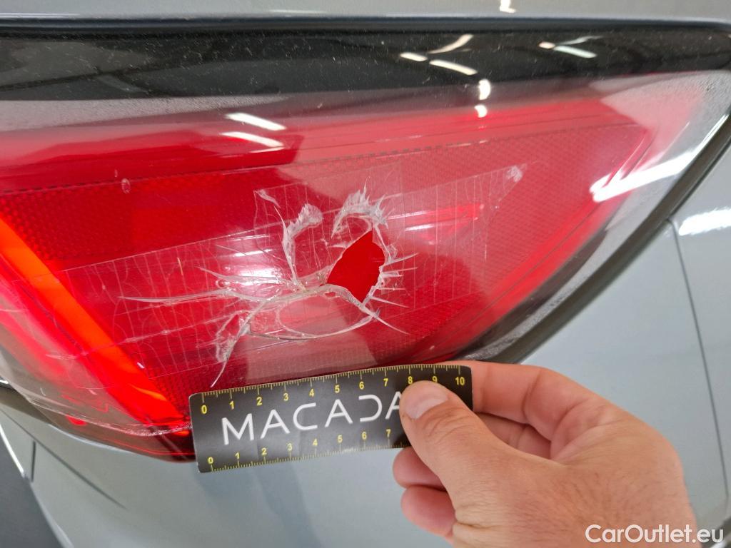 Ford  Kuga  Titanium Hybrid 2.5 190CV BVA6 E6dT #9