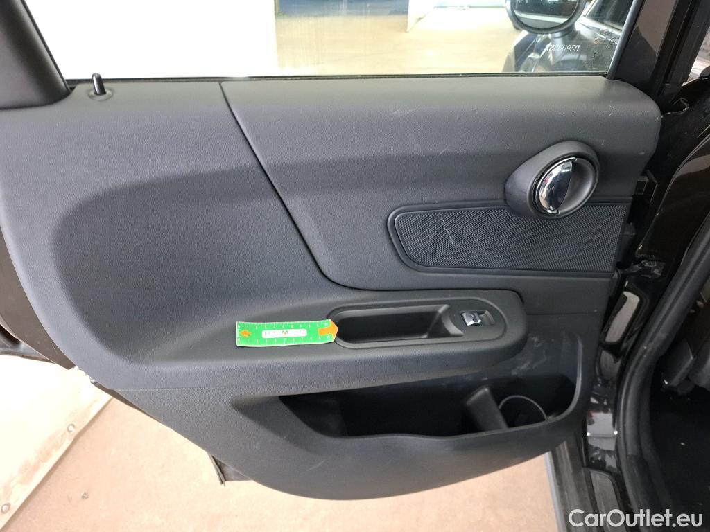  Mini  Countryman MINI  / 2020 / 5P / Crossover One Essential 102 ch BVA7 #26