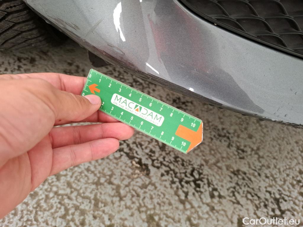 Mercedes  E-Klasse MERCEDES-BENZ Classe E Berline / 2016 / 4P / Berline E 200 d Avantgarde Line BA9 #18