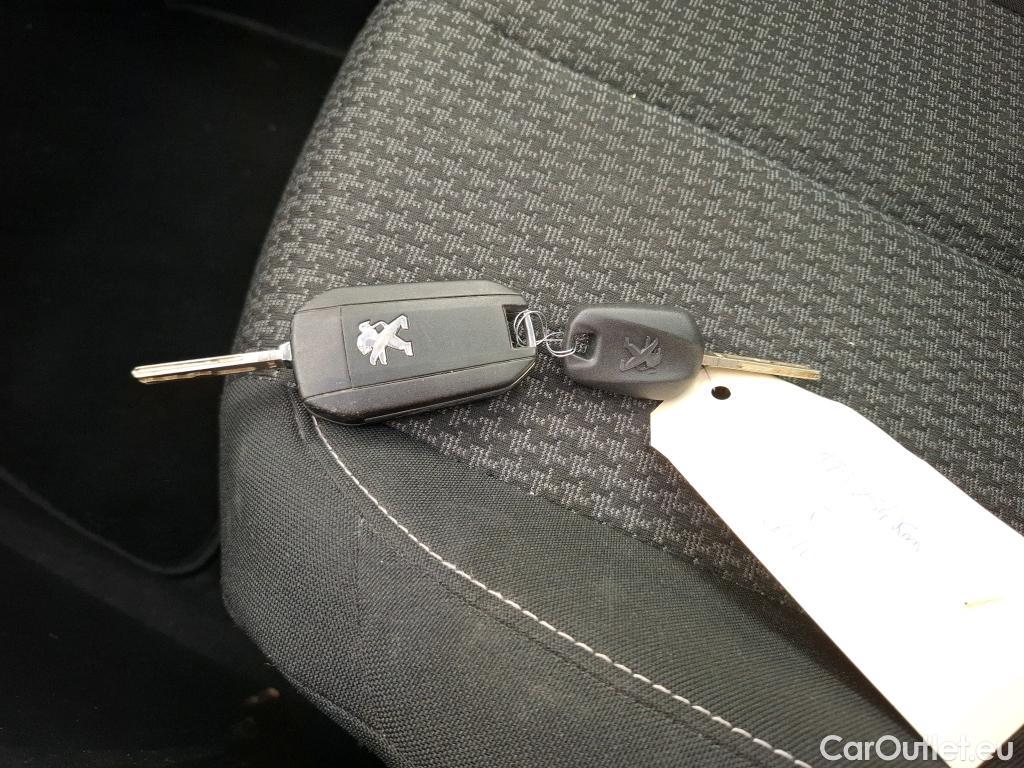 Peugeot  308  SW Active Business 1.5 HDi 130CV BVM6 E6dT #12