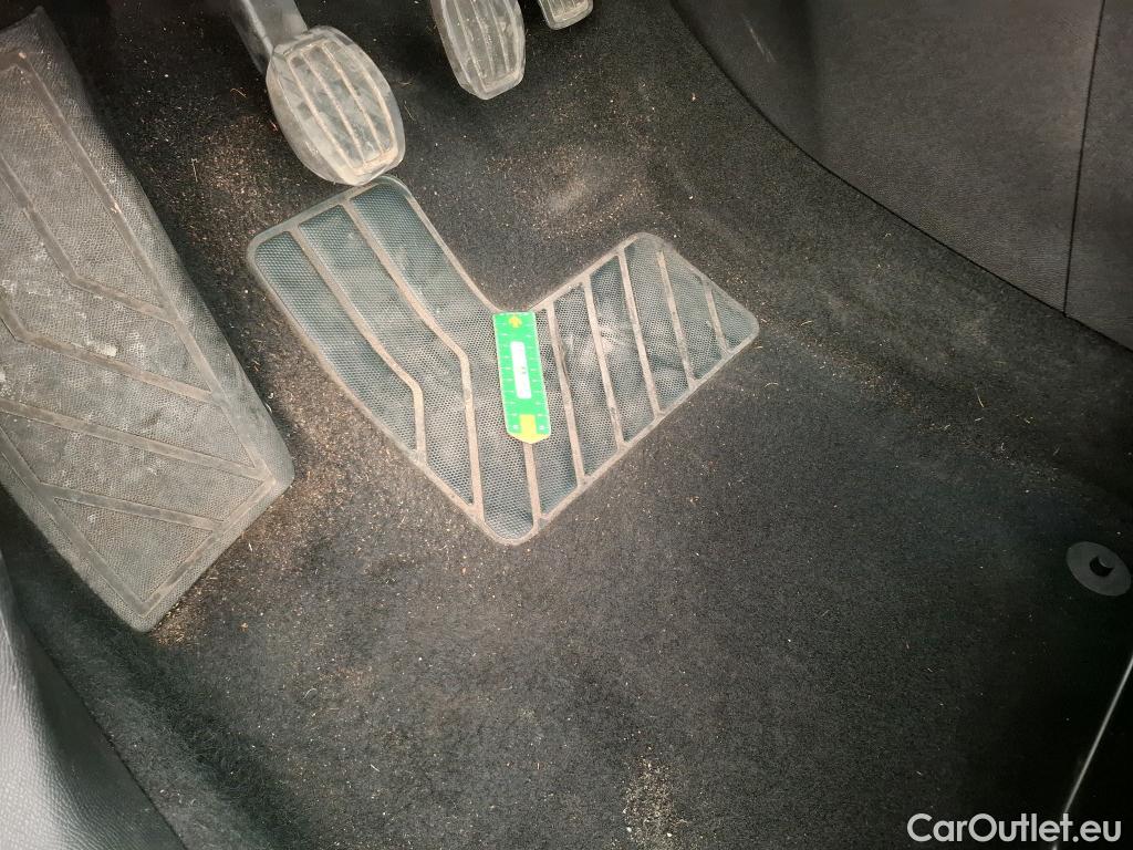 Peugeot  308  SW Active Business 1.5 HDi 130CV BVM6 E6dT #12