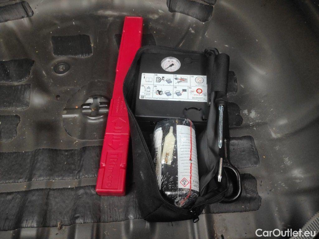 Audi  Q2 Audi  1.6 30 TDI 85kW 5d #15