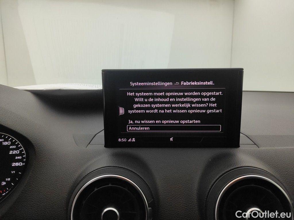 Audi  Q2 Audi  1.6 30 TDI 85kW 5d #19