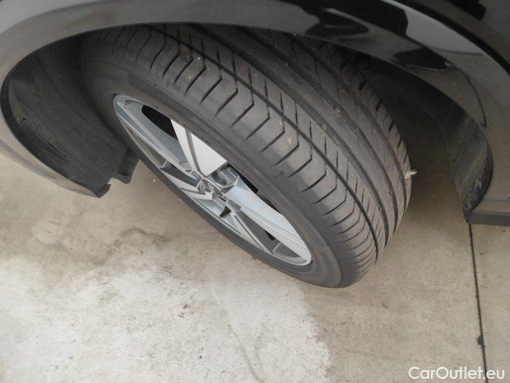 Audi  Q2 Audi  1.6 30 TDI 85kW 5d #16