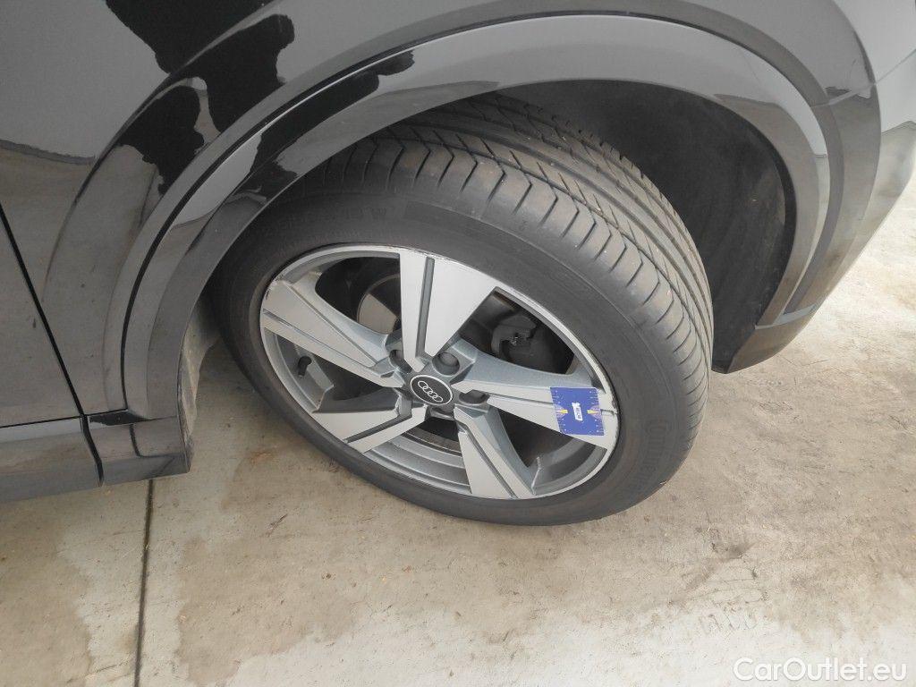 Audi  Q2 Audi  1.6 30 TDI 85kW 5d #85