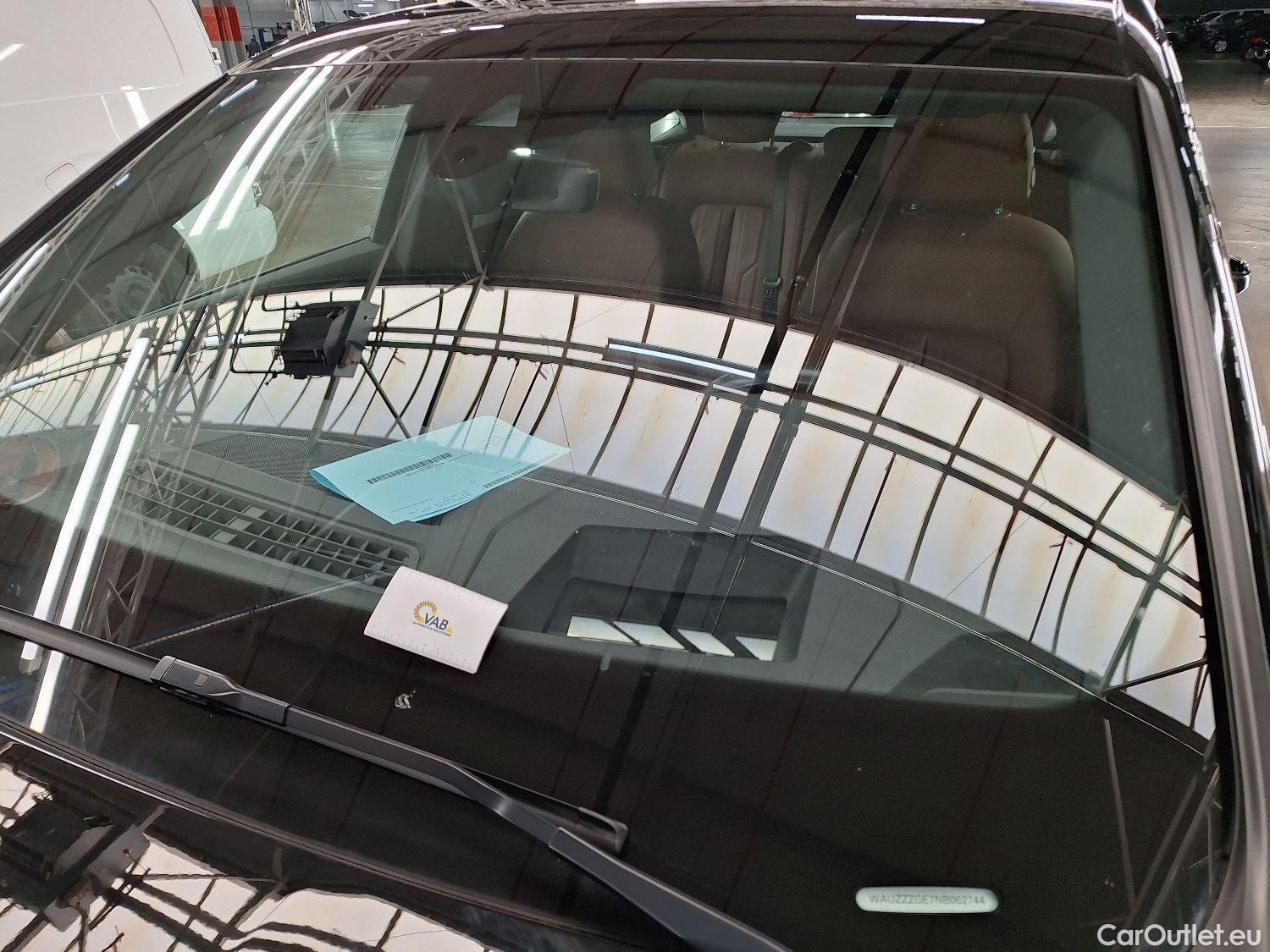  Audi  E-TRON Audi,  SB '19 BEV, Audi  Sportback 50 Quattro S-Line 5d #13