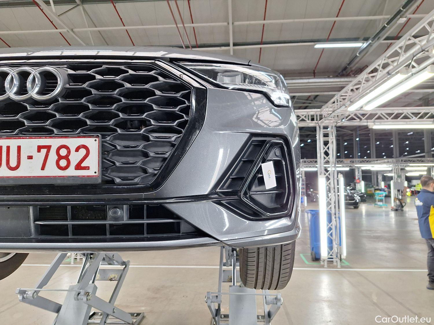  Audi  Q3 Audi,  SB '19, Audi  Sportback 35 TDI S tronic S Line Business  #1