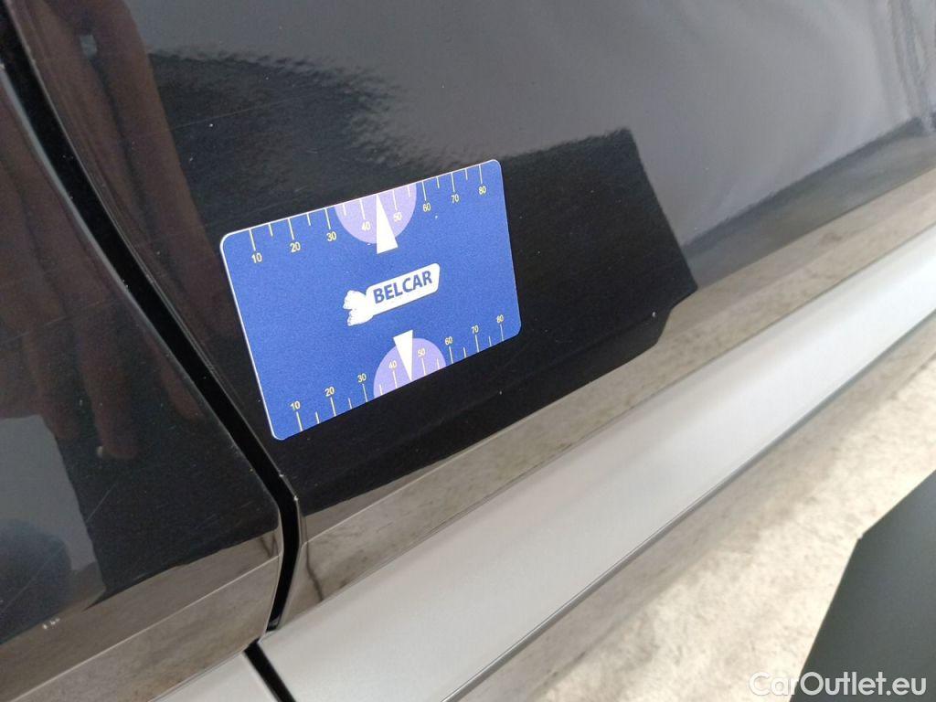 Audi  Q4 E-Tron Audi  40 e-tron S Line 5d #71