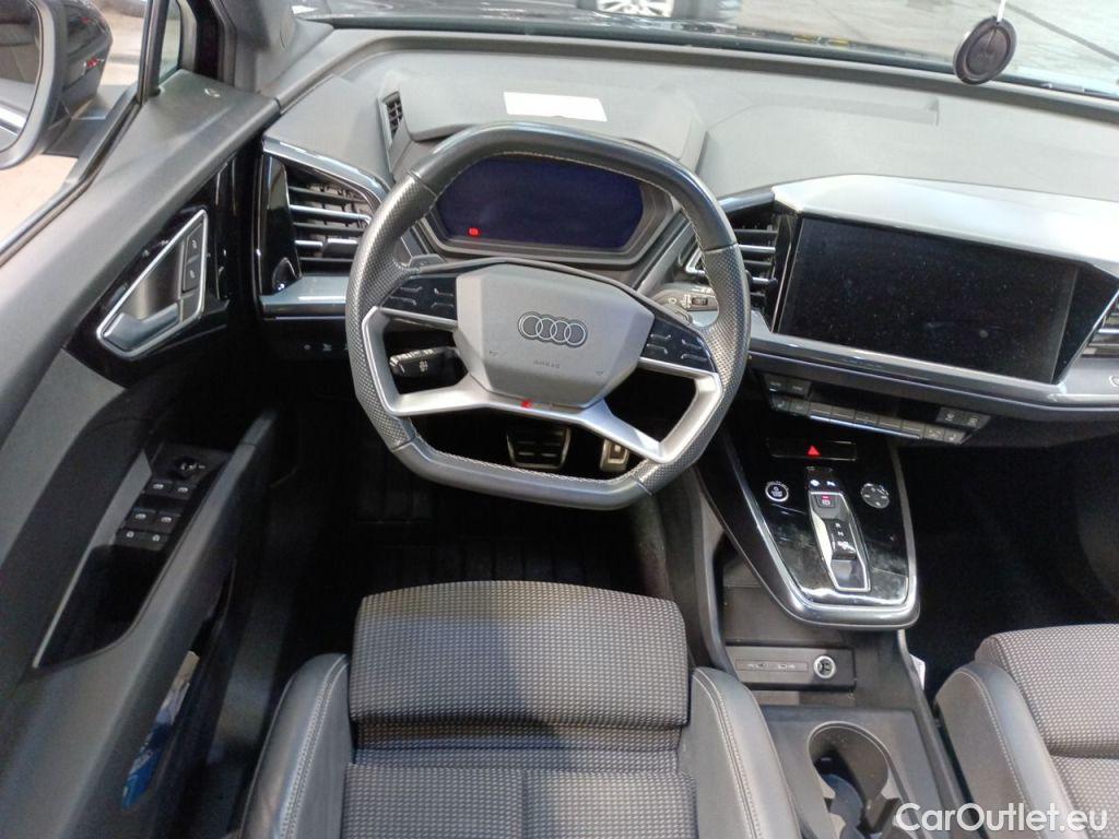 Audi  Q4 E-Tron Audi  40 e-tron S Line 5d #9