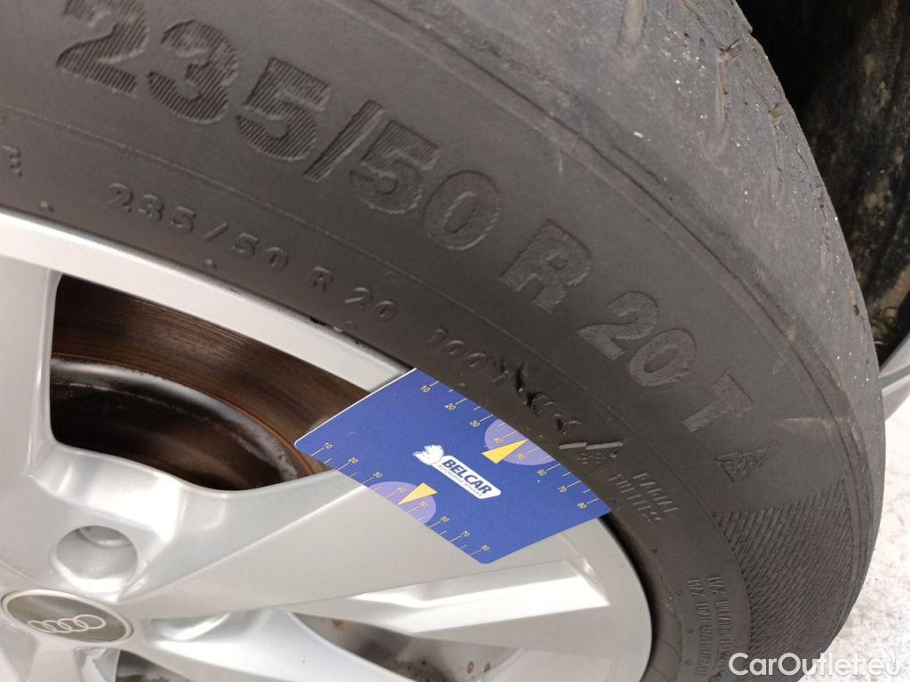 Audi  Q4 E-Tron Audi  40 e-tron S Line 5d #91