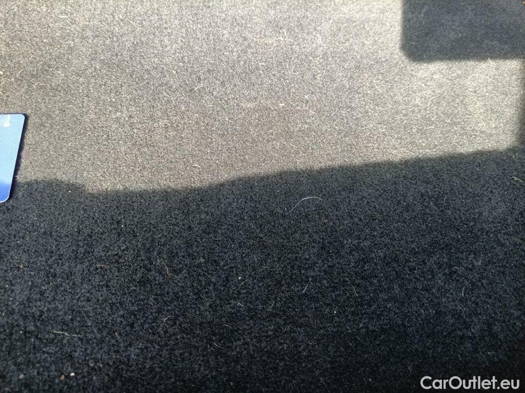 Audi  Q4 E-Tron Audi  40 e-tron S Line 5d #107