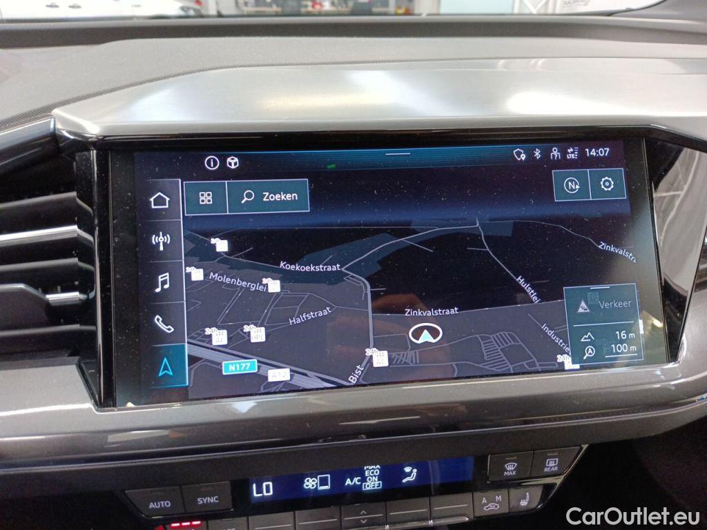 Audi  Q4 E-Tron Audi  40 e-tron S Line 5d #13