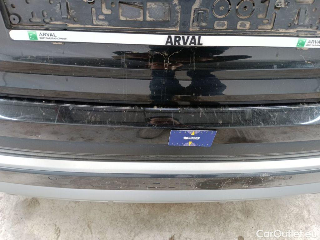 Audi  Q4 E-Tron Audi  40 e-tron S Line 5d #51