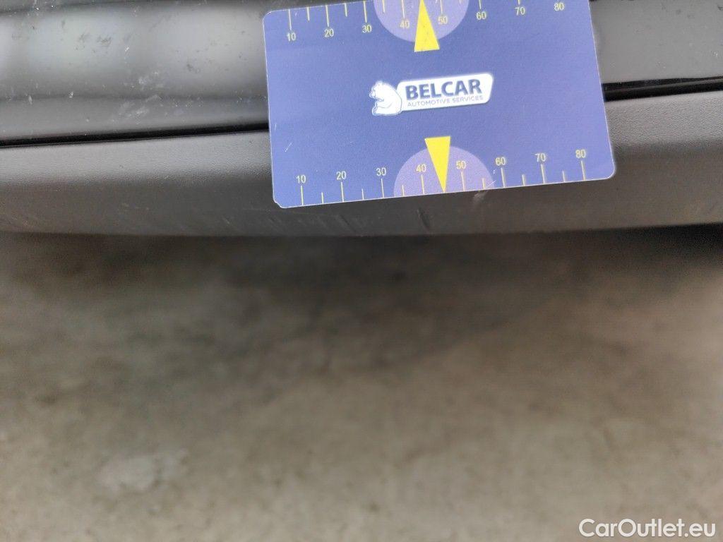 Ford  Mustang FORD  MACH-E 99 kWh RWD Extended Range 5d #37