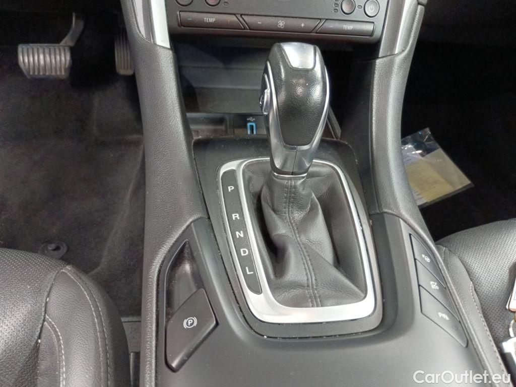 Ford  Mondeo Ford  Clipper 2.0 HEV 140kW Aut. Titanium HEV 5d #30