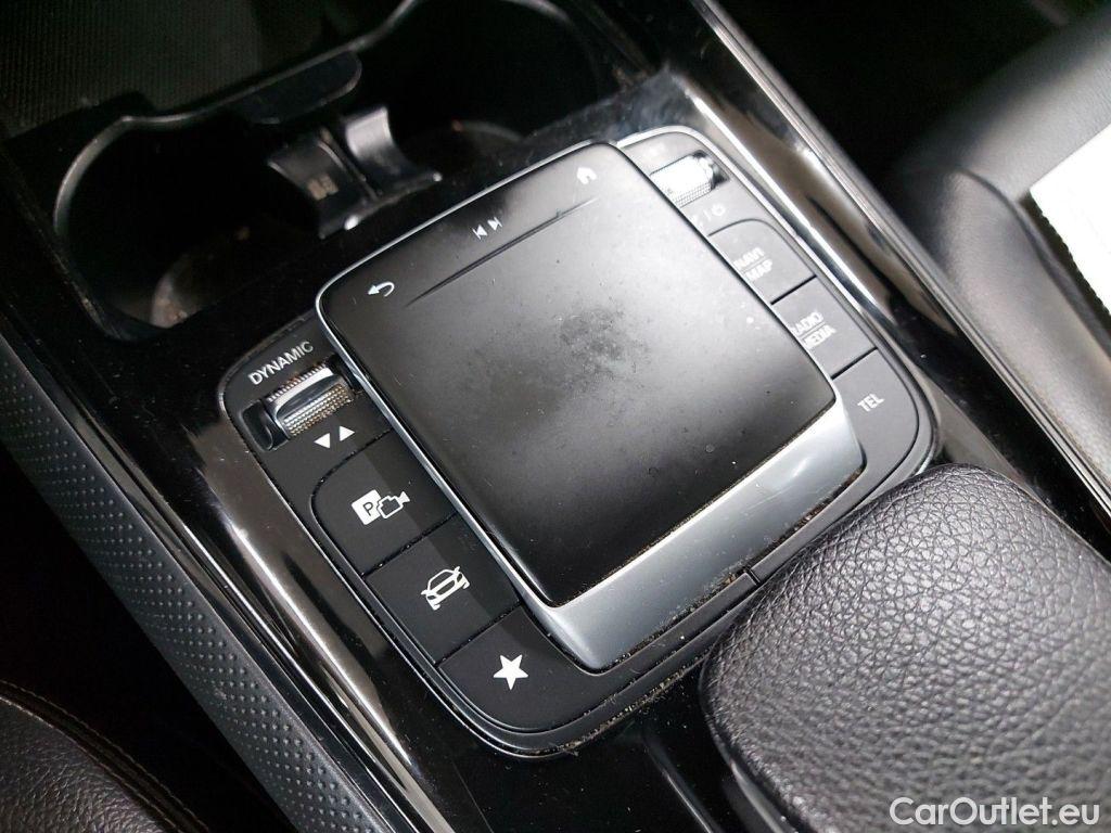 Mercedes  GLB Mercedes-Benz   180 d Business Solution 5d #77