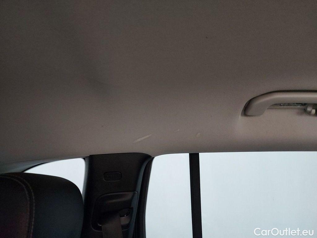 Mercedes  GLB Mercedes-Benz   180 d Business Solution 5d #80