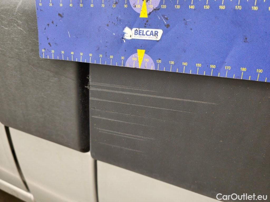 Opel  Movano Opel  2.3 Turbo D 99kW L2H2 3.3T 4d #32