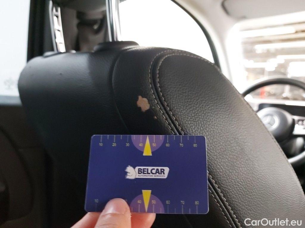 Mercedes  GLB Mercedes-Benz   180 d Business Solution 5d #68