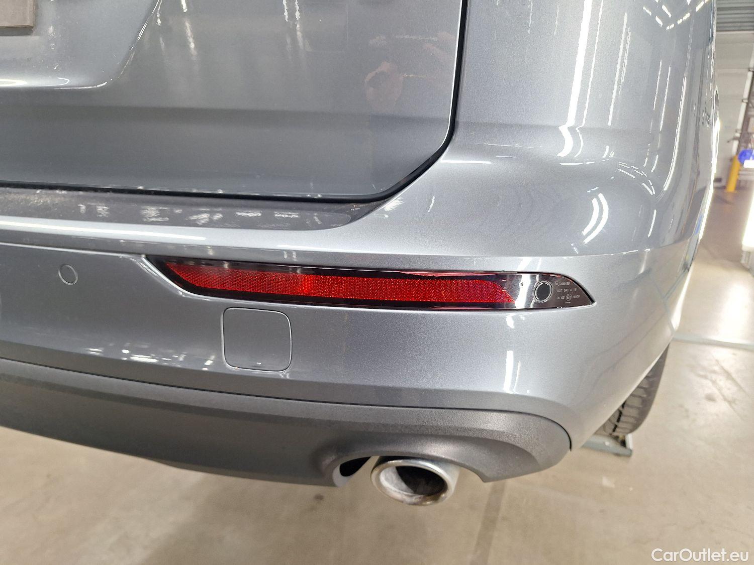 Volvo  V60 Volvo,  '18, Volvo  D3 Geartronic Momentum Pro 5d #15