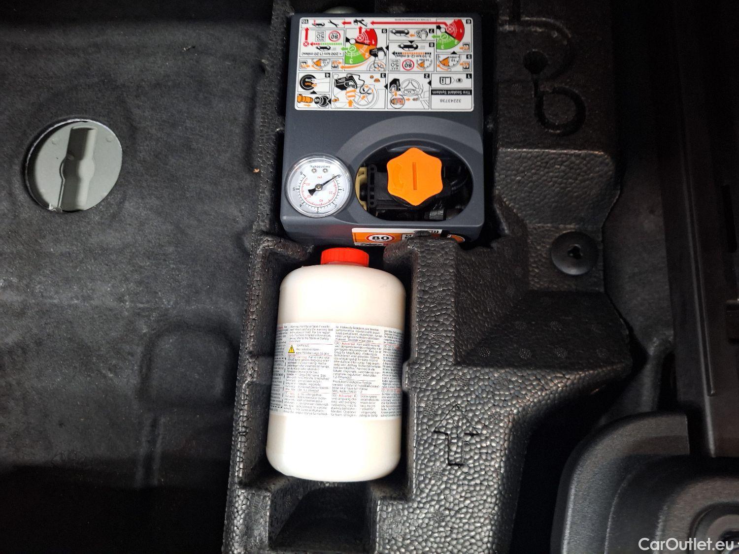 Volvo  V60 Volvo,  '18, Volvo  D3 Geartronic Momentum Pro 5d #22