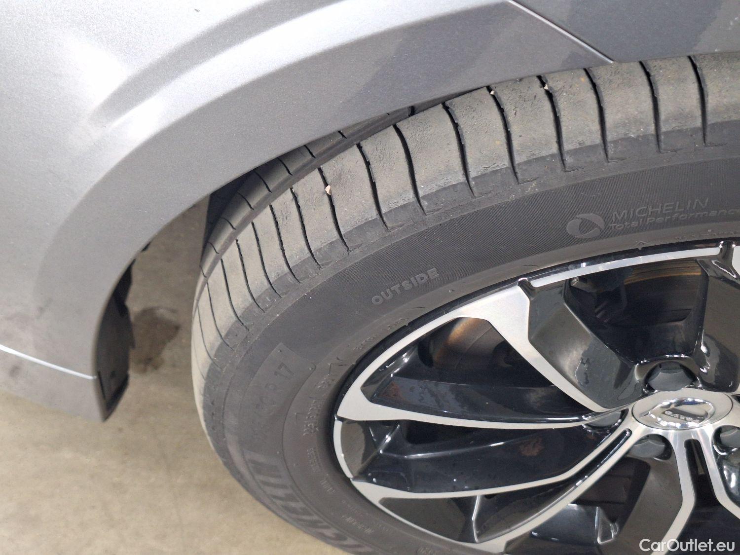 Volvo  V60 Volvo,  '18, Volvo  D3 Geartronic Momentum Pro 5d #18