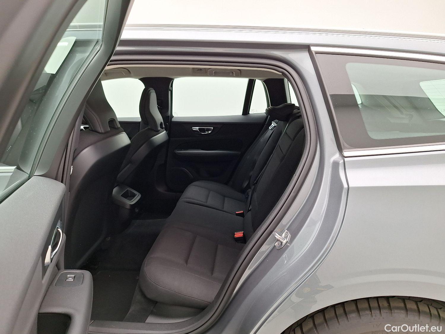 Volvo  V60 Volvo,  '18, Volvo  D3 Geartronic Momentum Pro 5d #4