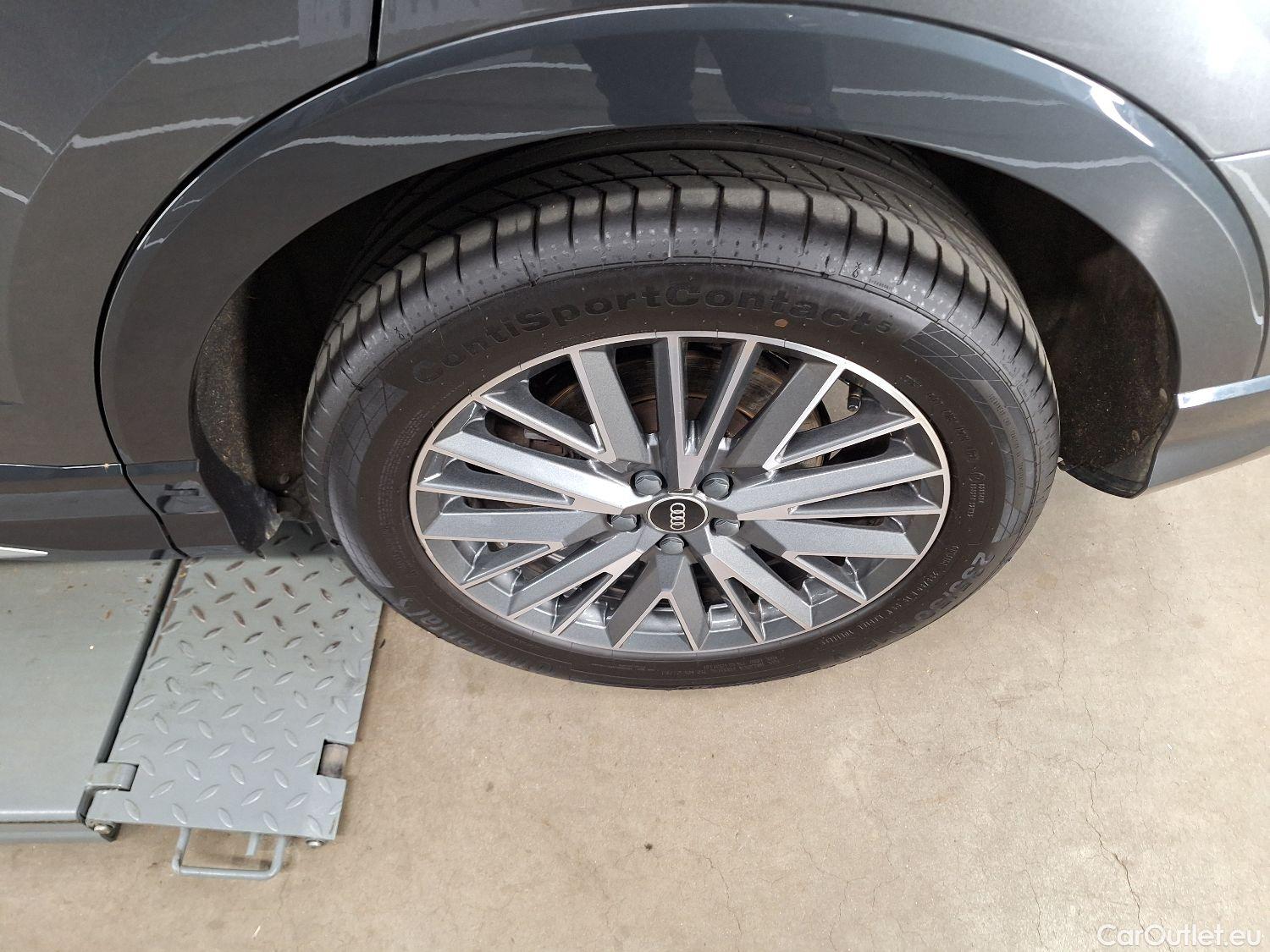  Audi  Q3 Audi,  SB '19 PHEV, Audi  Sportback 45 TFSI e S tronic S Line 5d #10