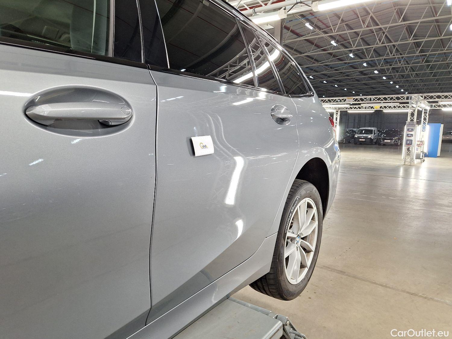  Bmw  Serie 3 BMW, 3-serie Touring '18, BMW 3 Reeks Touring 318dA (100 kW) 5d #24