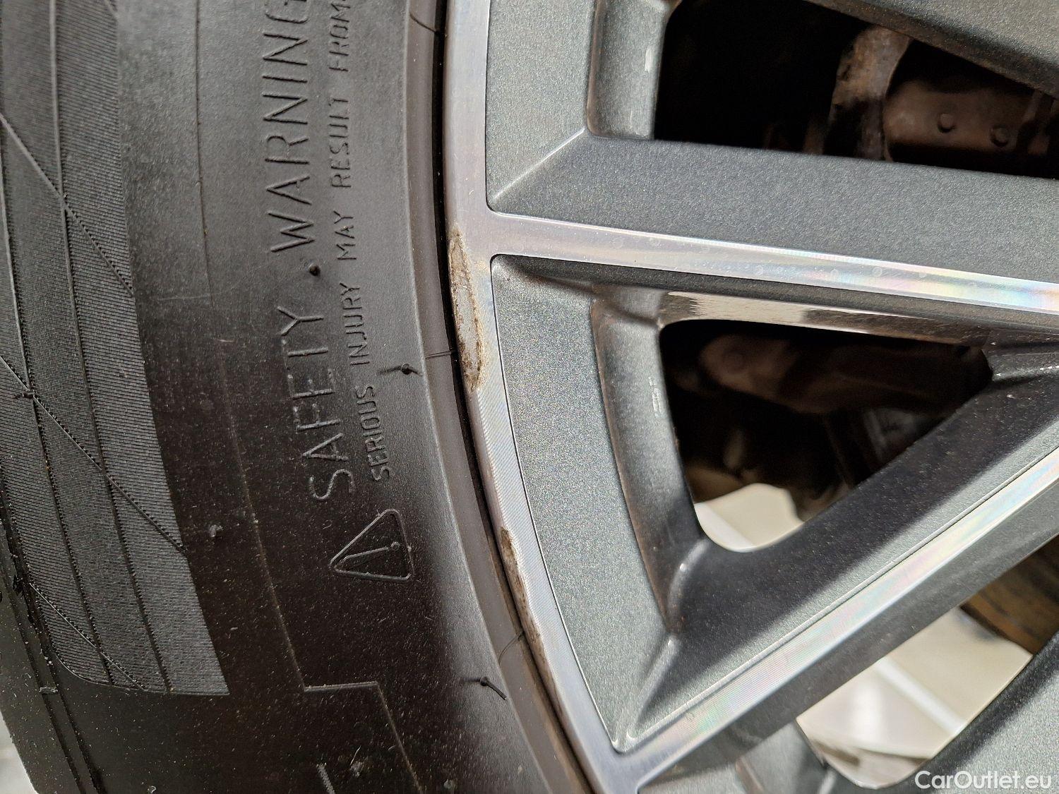  Audi  Q3 Audi,  SB '19 PHEV, Audi  Sportback 45 TFSI e S tronic S Line 5d #2