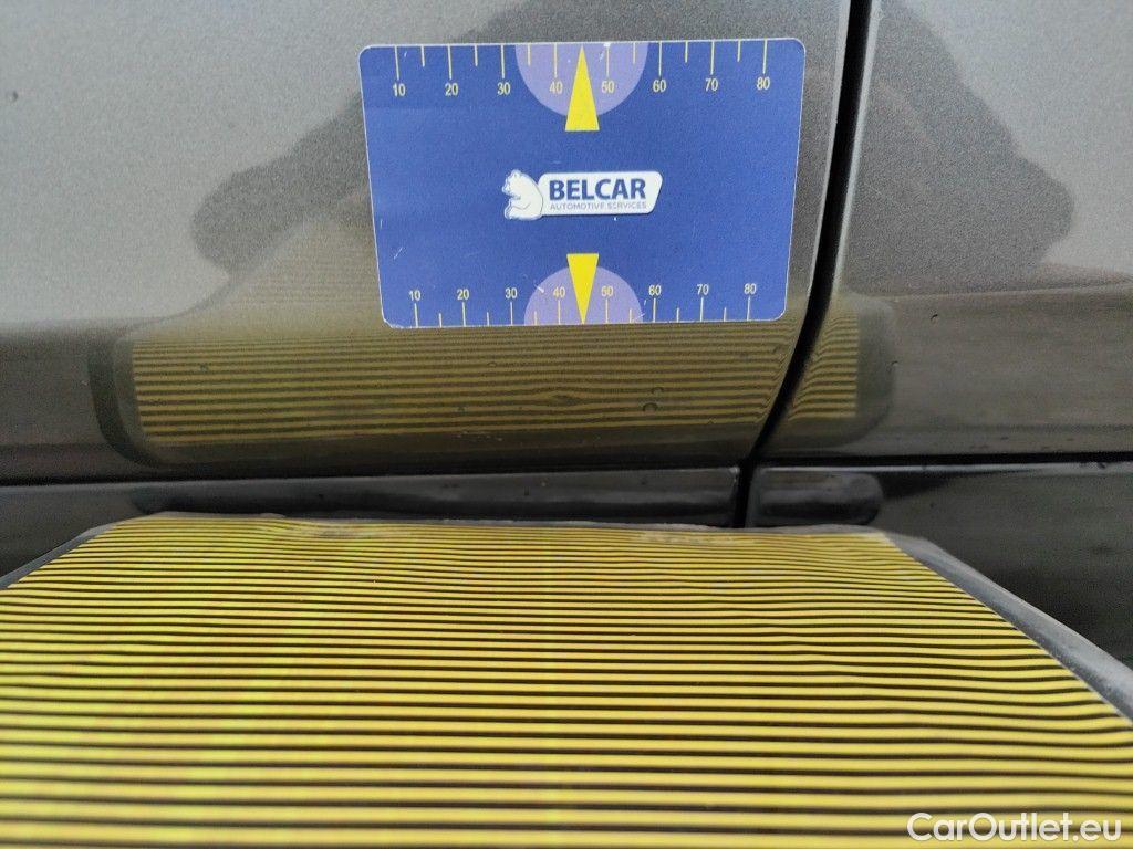 Ford  Mustang FORD  MACH-E 99 kWh Extended Range AWD 5d #43