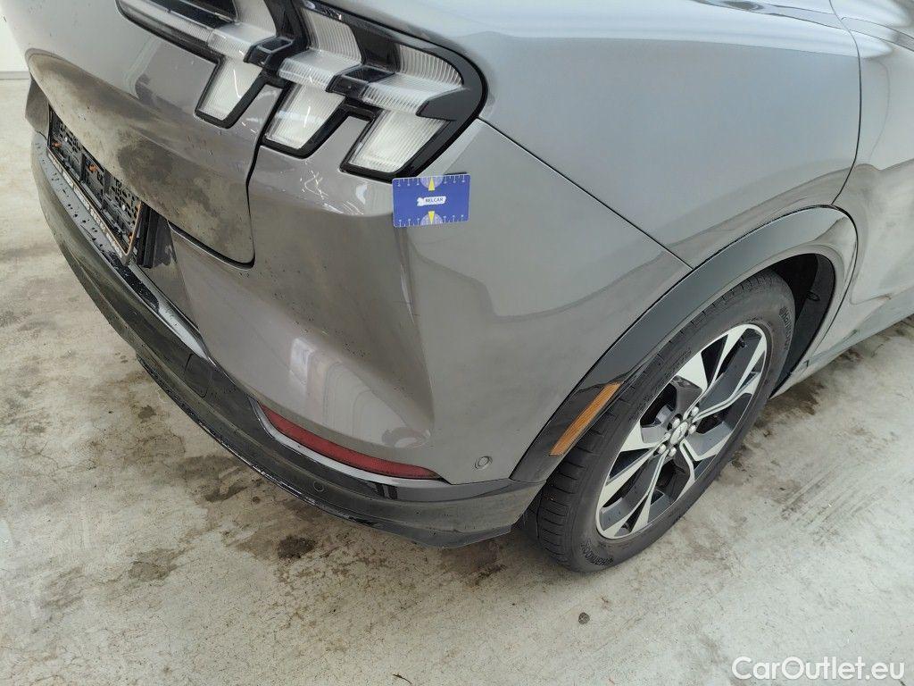 Ford  Mustang FORD  MACH-E 99 kWh Extended Range AWD 5d #25