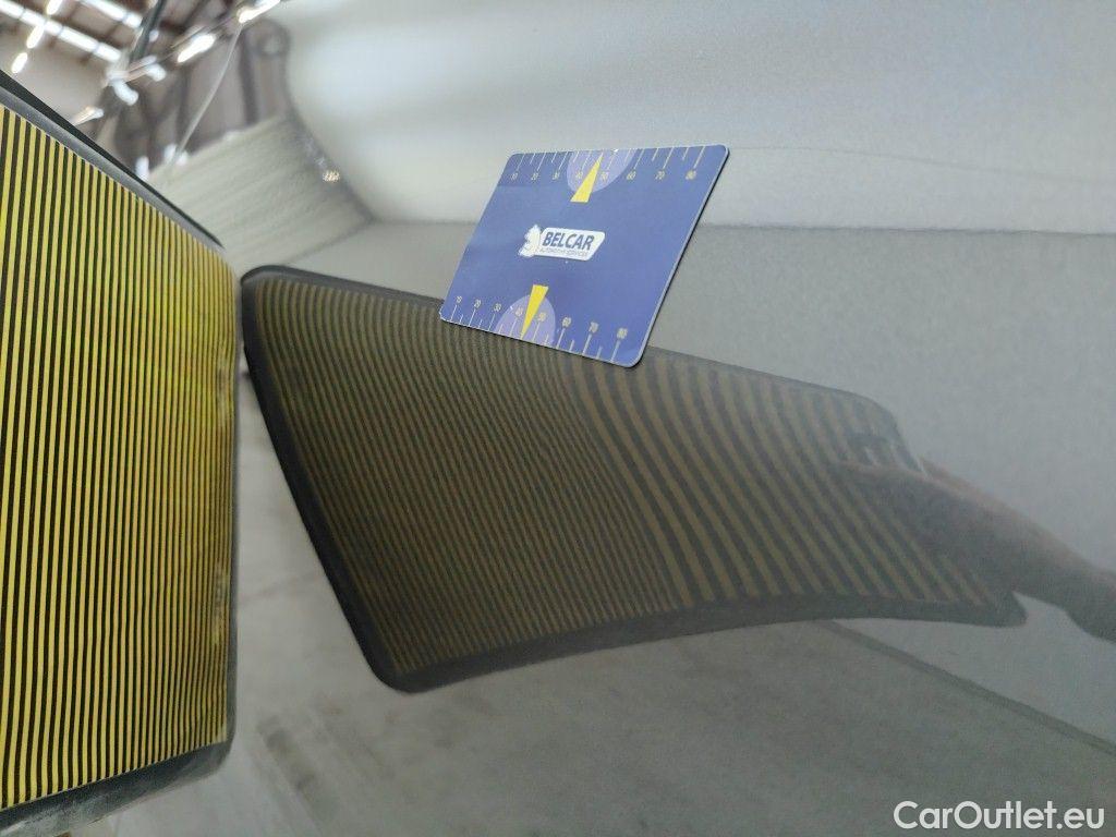 Ford  Mustang FORD  MACH-E 99 kWh Extended Range AWD 5d #71