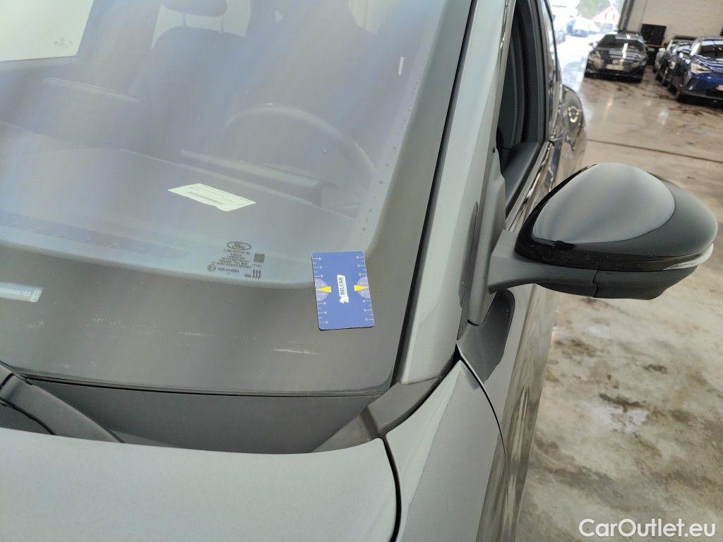 Ford  Mustang FORD  MACH-E 99 kWh Extended Range AWD 5d #37