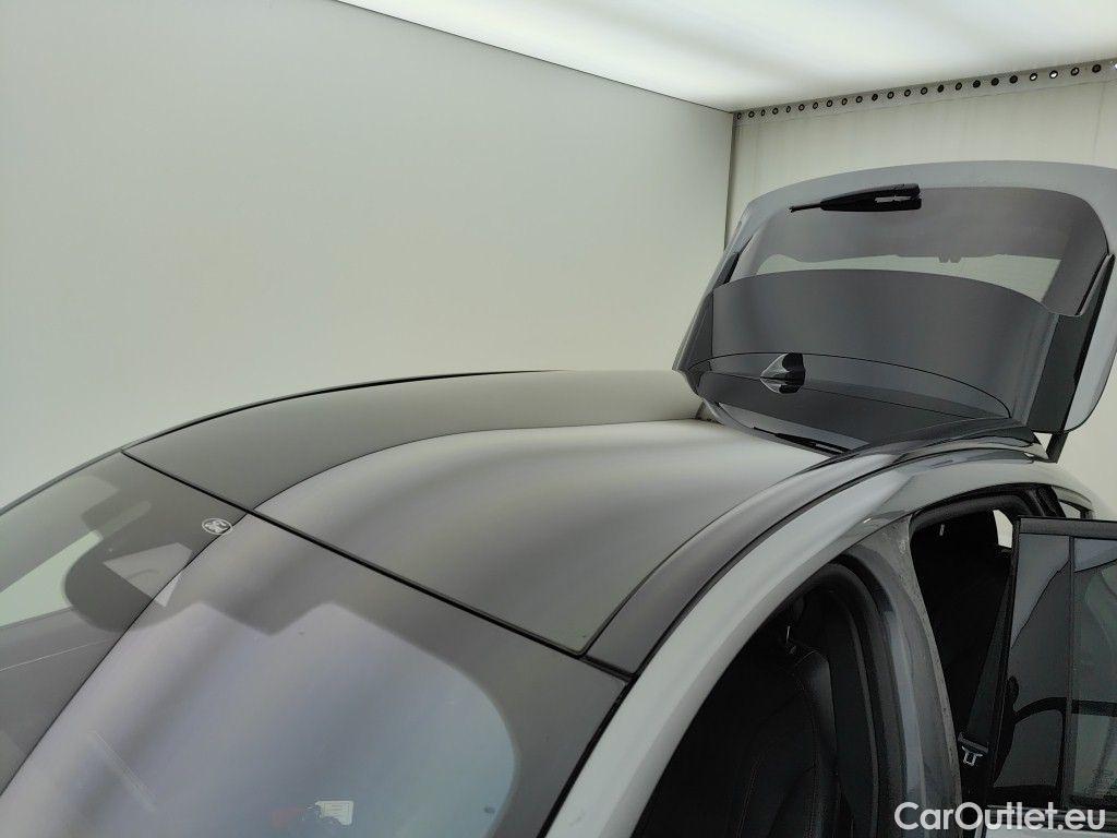 Ford  Mustang FORD  MACH-E 99 kWh Extended Range AWD 5d #15