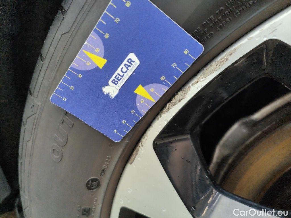 Ford  Mustang FORD  MACH-E 99 kWh Extended Range AWD 5d #77