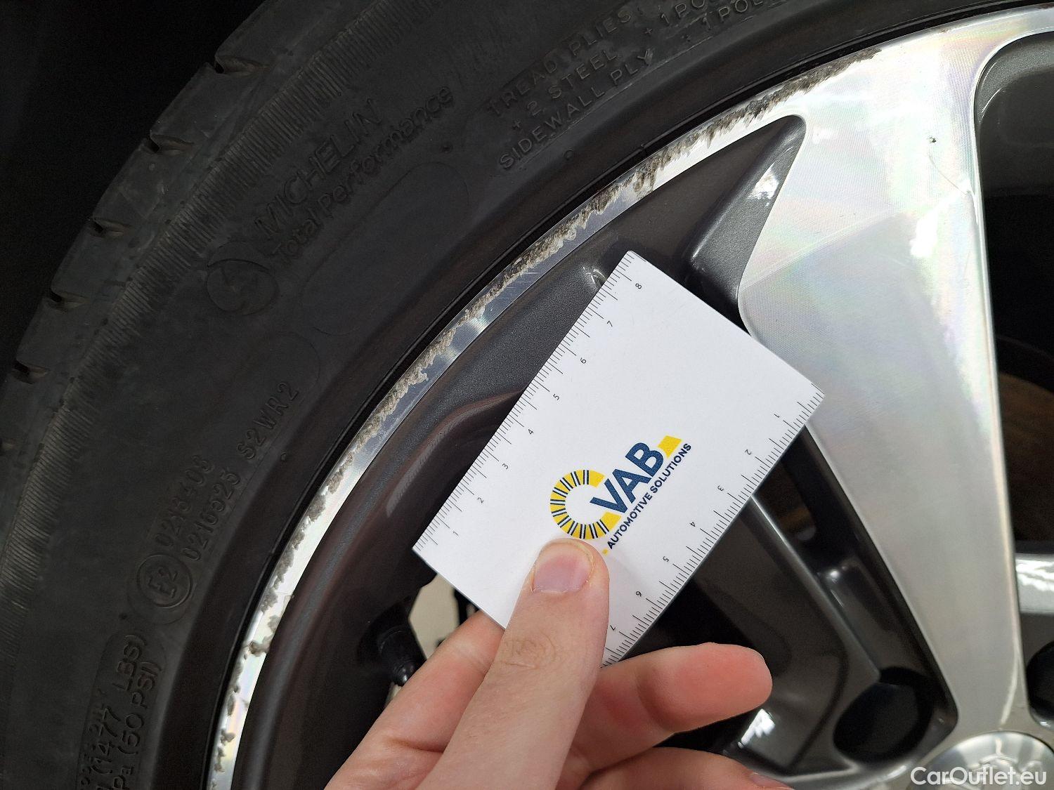  Peugeot  308 Peugeot,  FL'17, Peugeot  1.5 BlueHDi 130 S&S EAT8 Allure 5d #6